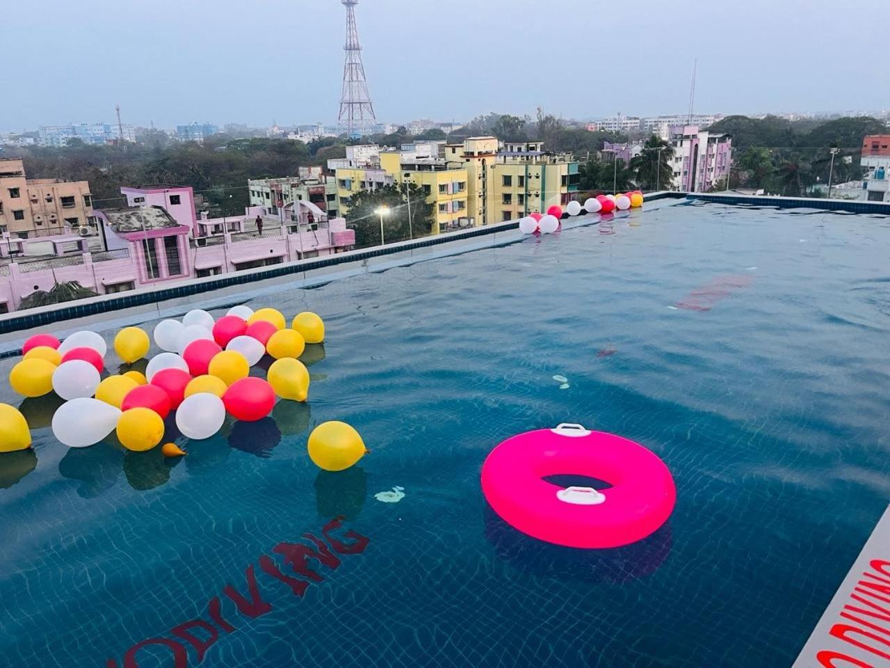 Hotel Lake View Baharampur Extérieur photo