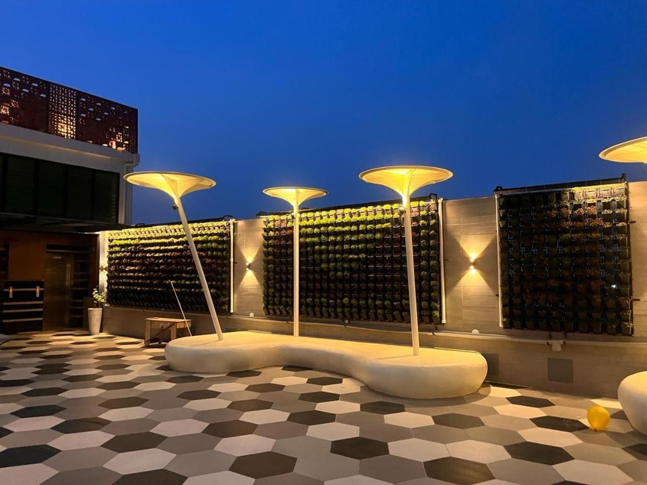 Hotel Lake View Baharampur Extérieur photo