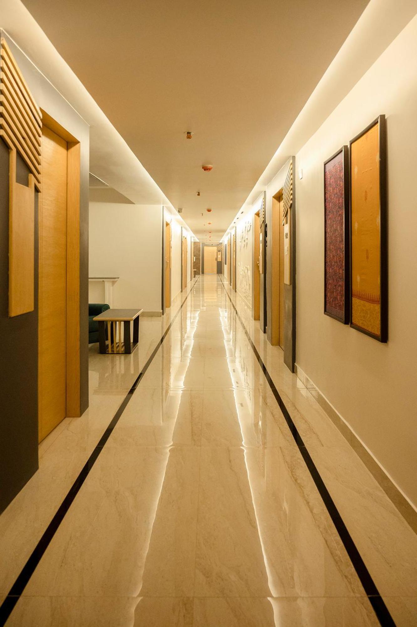 Hotel Lake View Baharampur Extérieur photo