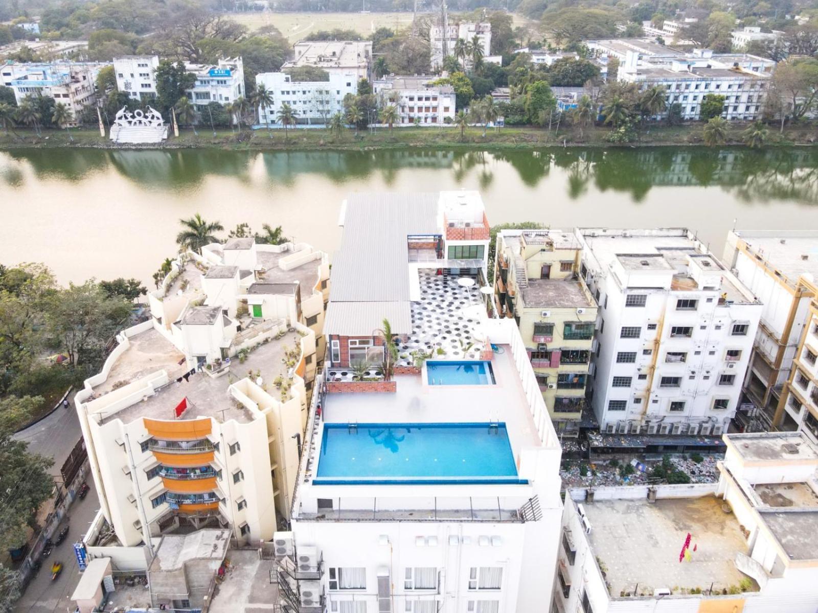 Hotel Lake View Baharampur Extérieur photo