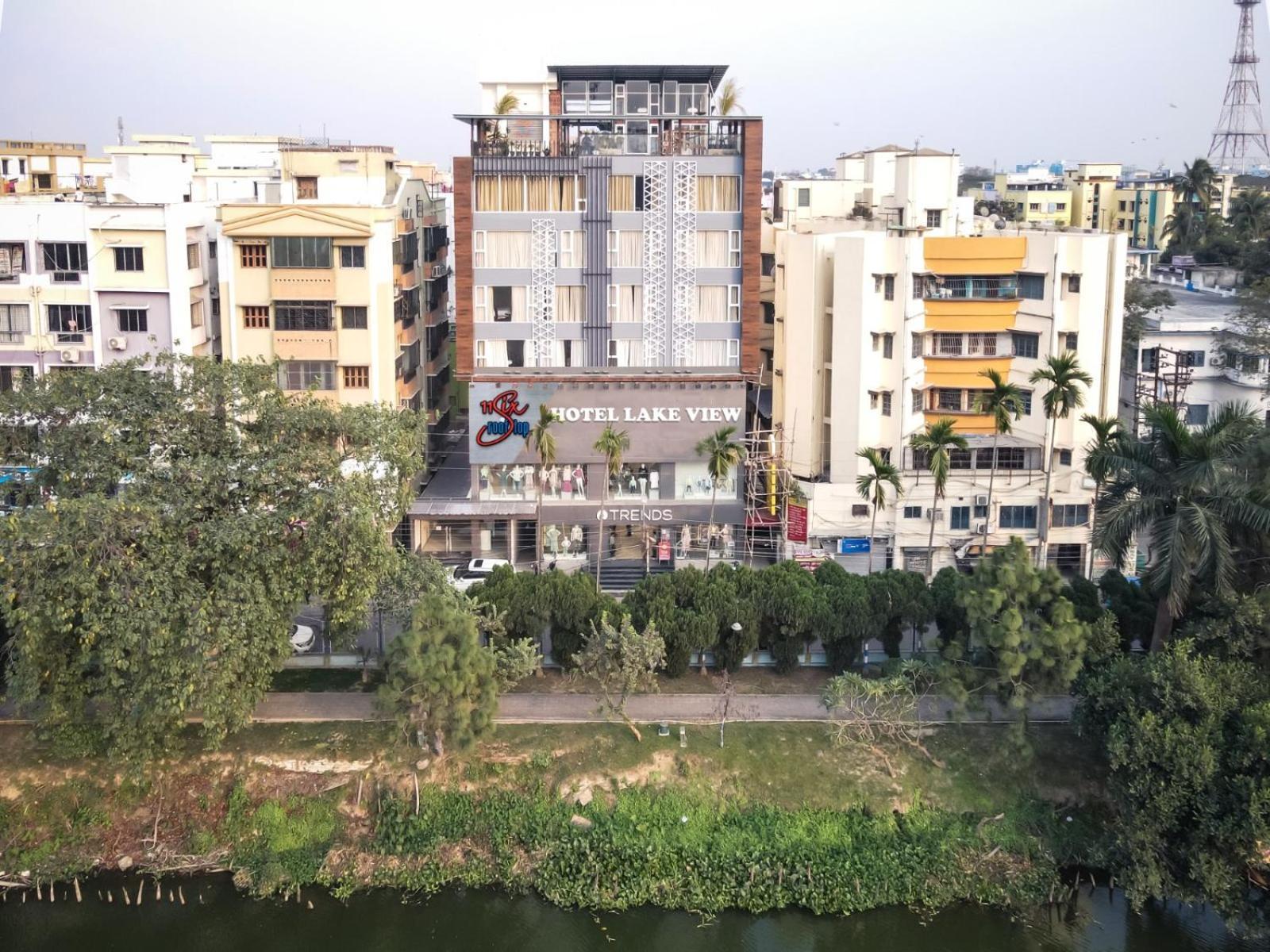 Hotel Lake View Baharampur Extérieur photo